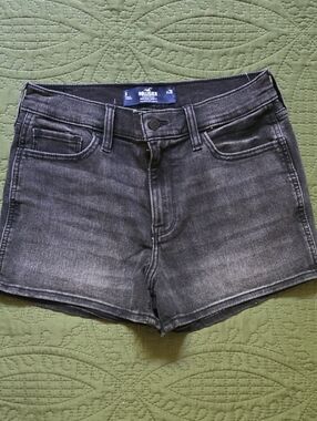 Hollister Women's Black Gray Denim Shorts